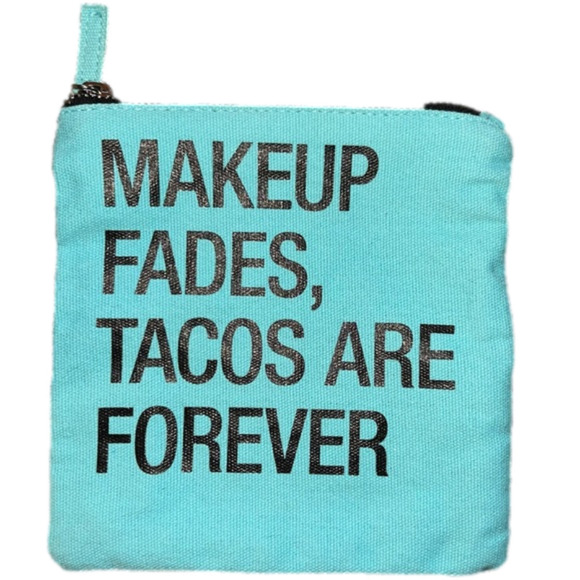 LOVE 🌮 tacos? This adorable makeup bag is for you. - Picture 1 of 5